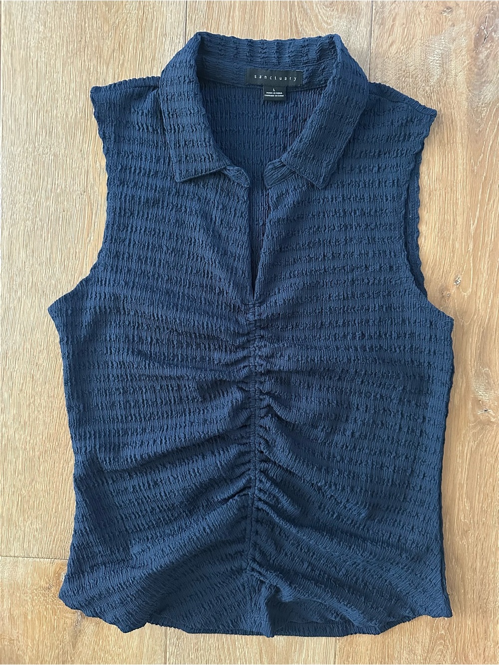 NWOT Sanctuary Sleeveless Blouse Navy size L - Picture 2 of 5